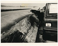 藏品(卡車與倒放船)的圖片