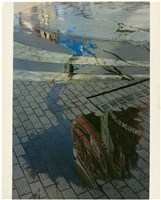 藏品(街道水漥電影院倒影)的圖片