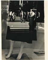 藏品(假人腿、街景)的圖片