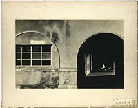 藏品(〈光明與黑暗 〉：左側拱內方窗、右側拱和長廊)的圖片