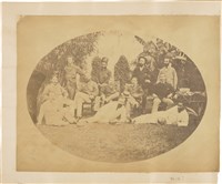 藏品(正面：英國領事館人員與旗後燈塔建築工程師完工合影、背面：西洋人在本地廟宇集會)的圖片