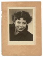 藏品(女性身影頭像3)的圖片