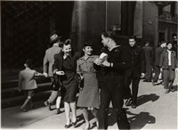 藏品(〈勝利後南京大馬路風光-自由的寶貴 (阿兵哥與女郎)1942-1946〉)的圖片