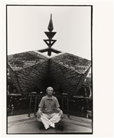 藏品(〈白色烙印1949~2009人權影像：鄭自才於二二八紀念碑前〉)的圖片