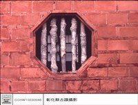 藏品(右廂窗)的圖片