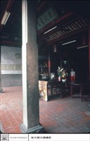 藏品(拜亭左側)的圖片