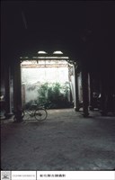 藏品(大門內左側)的圖片