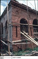 藏品(右側牆)的圖片