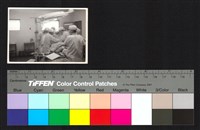 藏品(人物側拍、手術台)的圖片