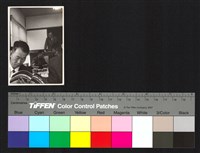 藏品(人物側拍)的圖片