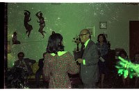 藏品(人物側拍)的圖片