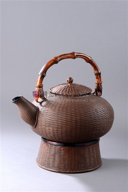 籃胎漆器茶具組(茶壺)