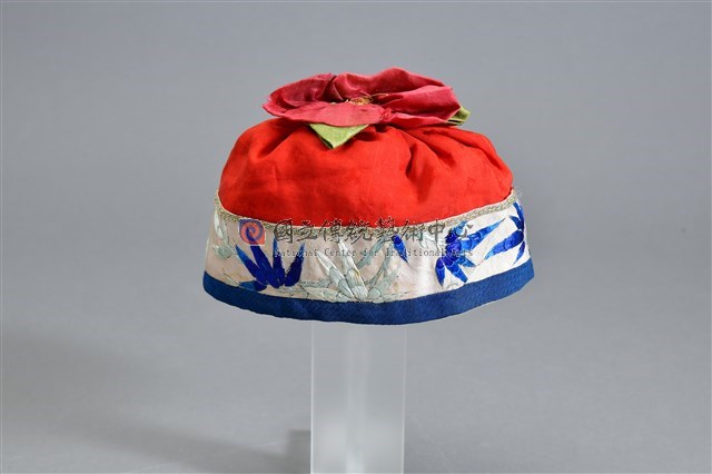 彩繡竹紋碗帽