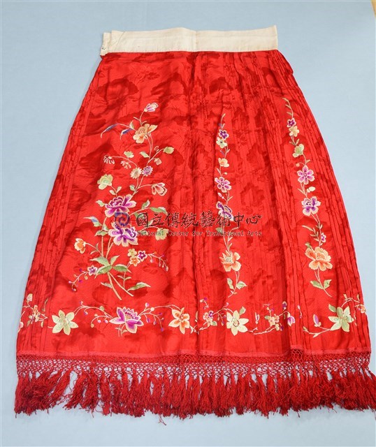 黑衣紅裙彩繡花卉紋新娘禮服-物件圖片#2