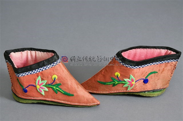 橘地彩繡花卉紋弓鞋