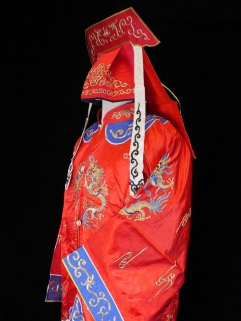 4.官府用龍套（紅色、藍色鑲邊）的圖片