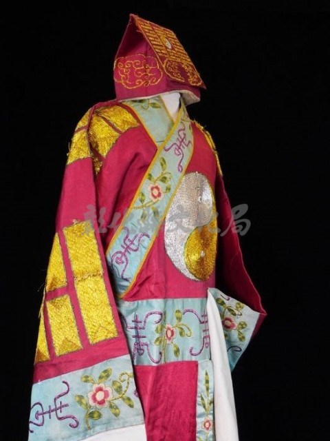 道袍（紅底、太極圖）藏品圖，第2張