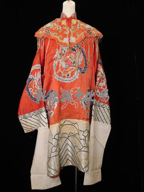  6.女蟒（紅色、鳳圖）藏品圖，第1張