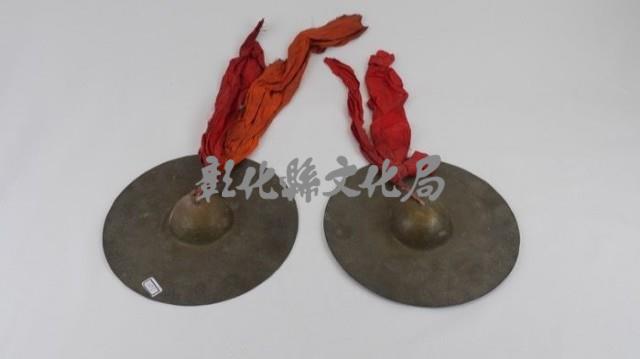  3.鈸（鐵灰色）藏品圖，第1張