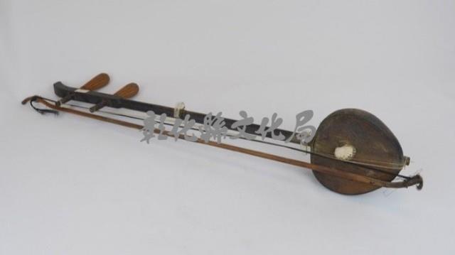  1.椰胡（風箱泛黑）藏品圖，第1張