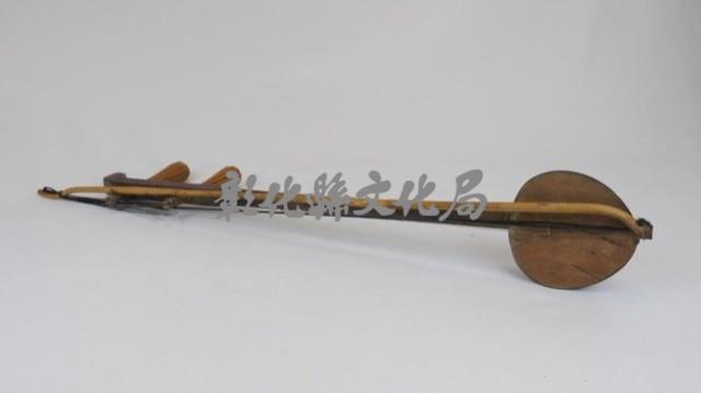  2.椰胡（風箱白）藏品圖，第1張