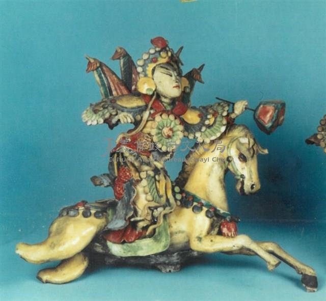 水釉、人物、山景、帶騎(一)藏品圖，第1張