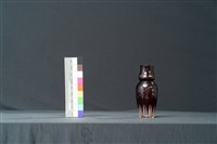 咖啡紅雕刻花瓶藏品圖，第5張