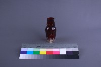 咖啡紅雕刻花瓶藏品圖，第2張