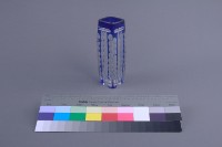 藍色雕刻四方瓶藏品圖，第3張