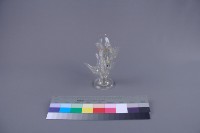 透明點飾魚式花瓶藏品圖，第3張