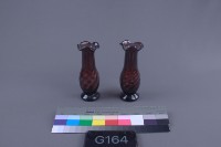 紫色水紋花瓶（一對）藏品圖，第1張