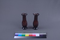 紫色水紋花瓶（一對）藏品圖，第2張