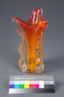 紅色花瓶藏品圖，第2張