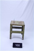金屬矮凳藏品圖，第1張