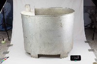 燒炭式金屬澡盆藏品圖，第1張