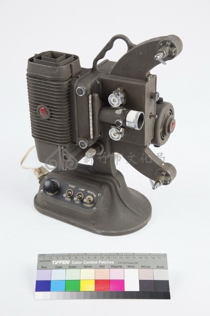 美製8釐米放映機藏品圖，第2張