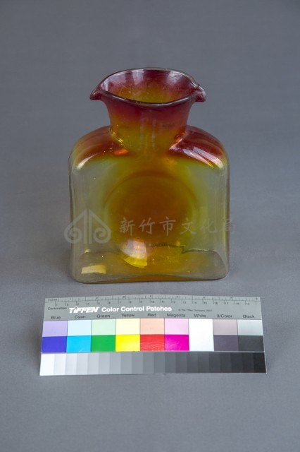 紅漸層扁瓶藏品圖，第2張