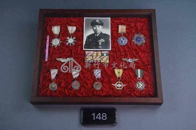 楷模甲二獎章藏品圖，第1張