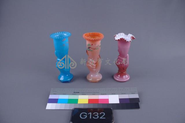 手把式花瓶（三件）藏品圖，第1張