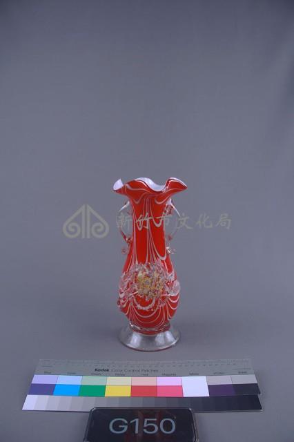 紅色絞紋花瓶藏品圖，第1張