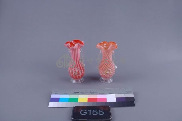 絞紋牡丹花瓶（斜紋一對）藏品圖，第1張