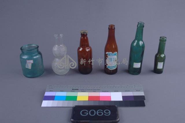 中型瓶罐藏品圖，第1張