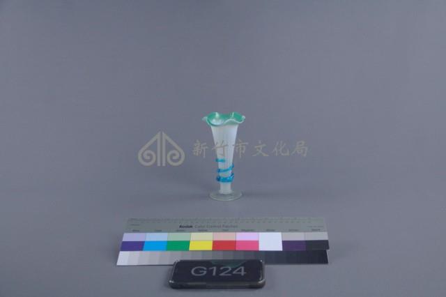 套色盃式花瓶藏品圖，第1張