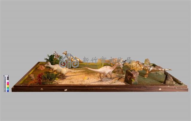 恐龍系列(1) a.暴龍 b.三角龍 c.副龍擳龍 d.禽龍冠龍  e.冠龍藏品圖，第1張