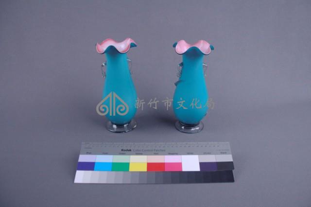 青色紅裡花瓶（一對）藏品圖，第4張