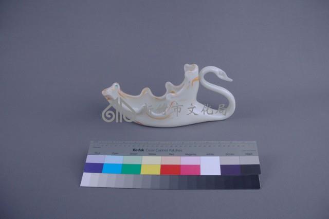 天鵝花器藏品圖，第4張