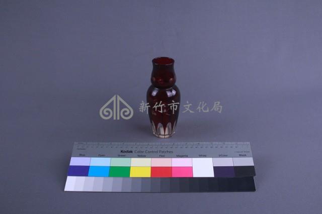 咖啡紅雕刻花瓶藏品圖，第4張