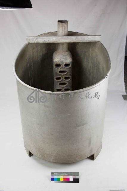 燒炭式金屬澡盆藏品圖，第4張