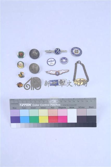 新竹二聯隊紀念章 裝一袋（1-14）藏品圖，第1張