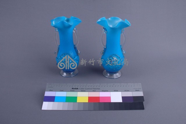藍色牡丹花瓶（一對）藏品圖，第2張